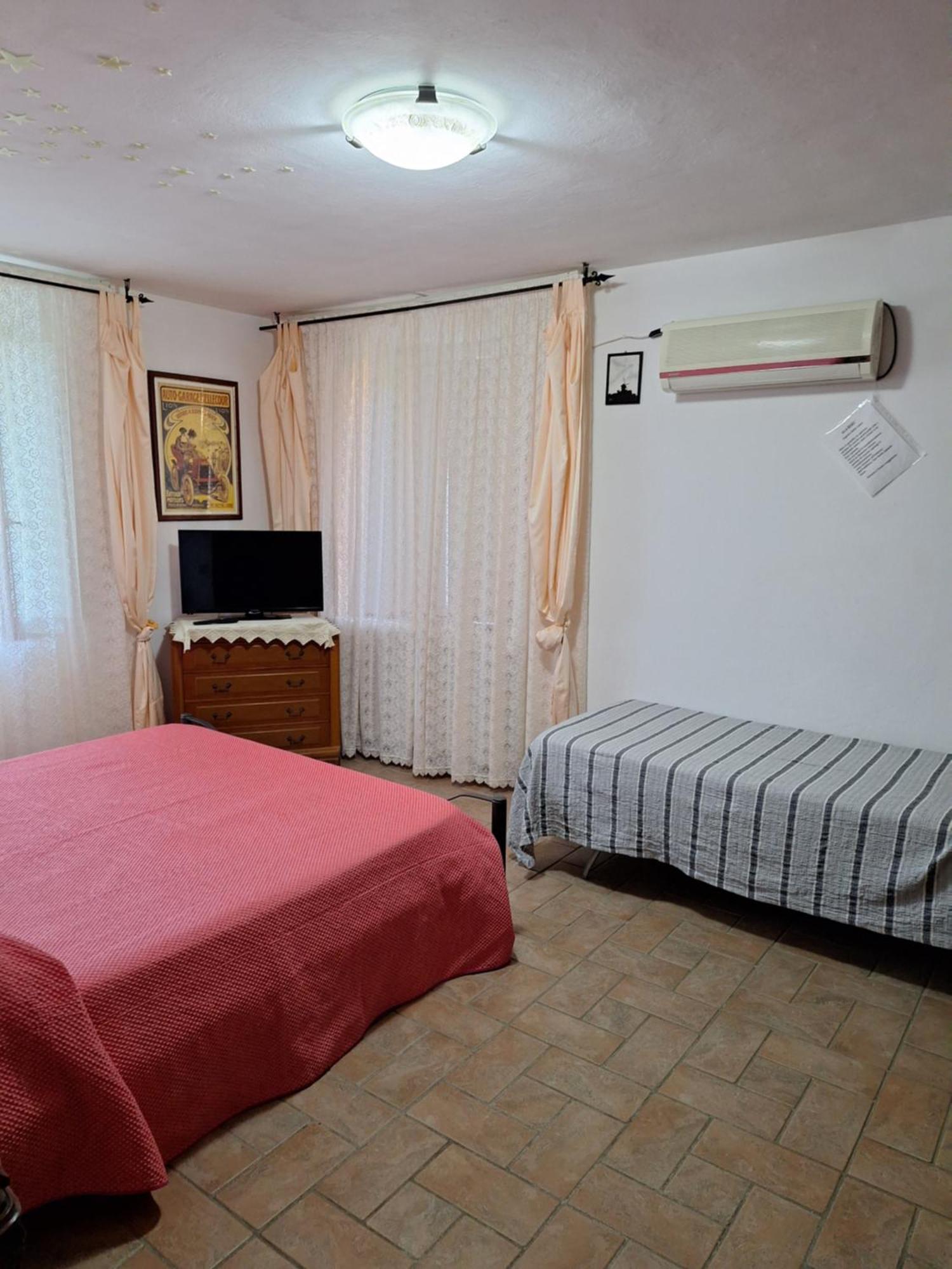 Mama' Hotel Castell'Anselmo Kamer foto
